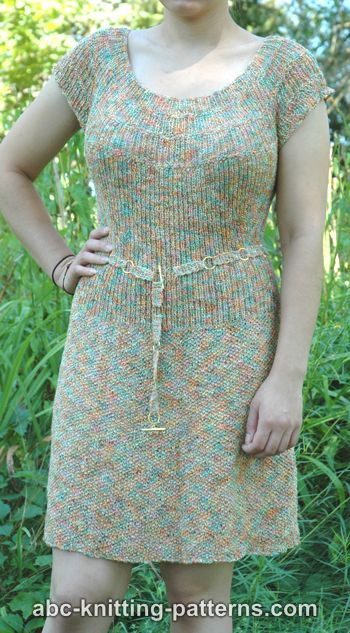 Summer Dress with the Round Yoke 