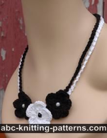 Black and White Crochet Flower Necklace