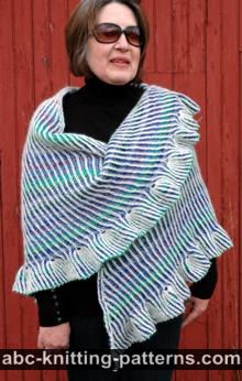 Reversible Brioche Shawl with Tulip Ruffle