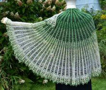 Semi-Circular Shawl with Pineapple Border