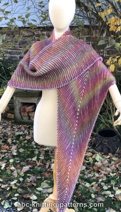 Sunshine Arrow Brioche Shawl