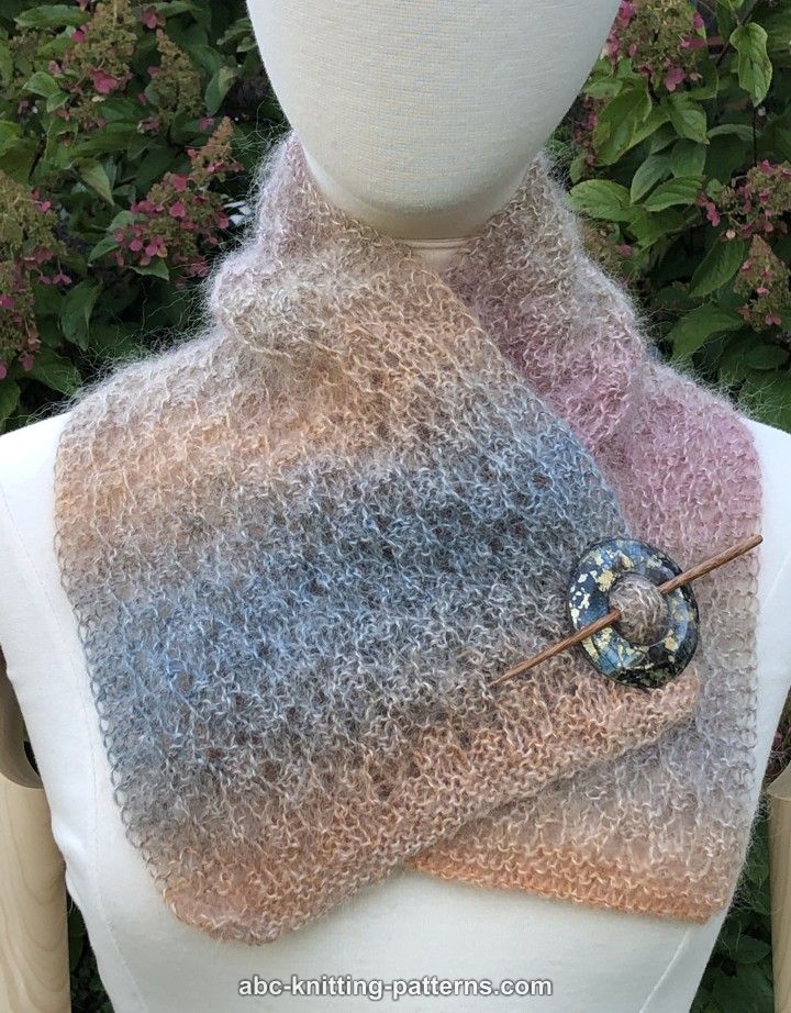 ABC Knitting Patterns - Dewdrops Neck Warmer