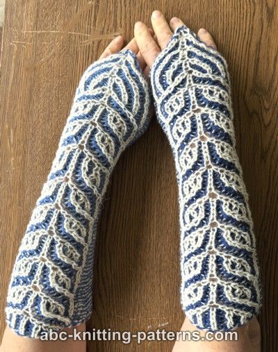 Foxtail Brioche Wrist Warmers