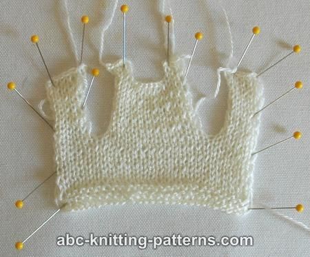 Looking for easy knitting patterns for small dog sweaters? - Yahoo